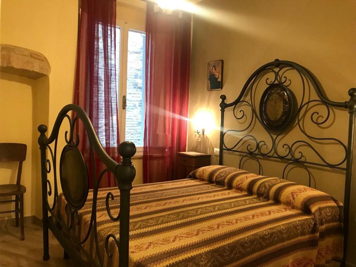 Appartement La Casina Del Centro à Pérouse Extérieur photo